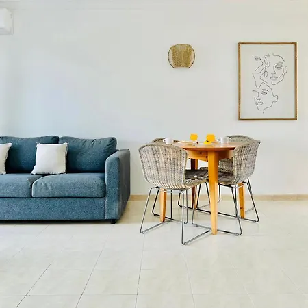 Апартаменти Canaryislandshost L Frontline